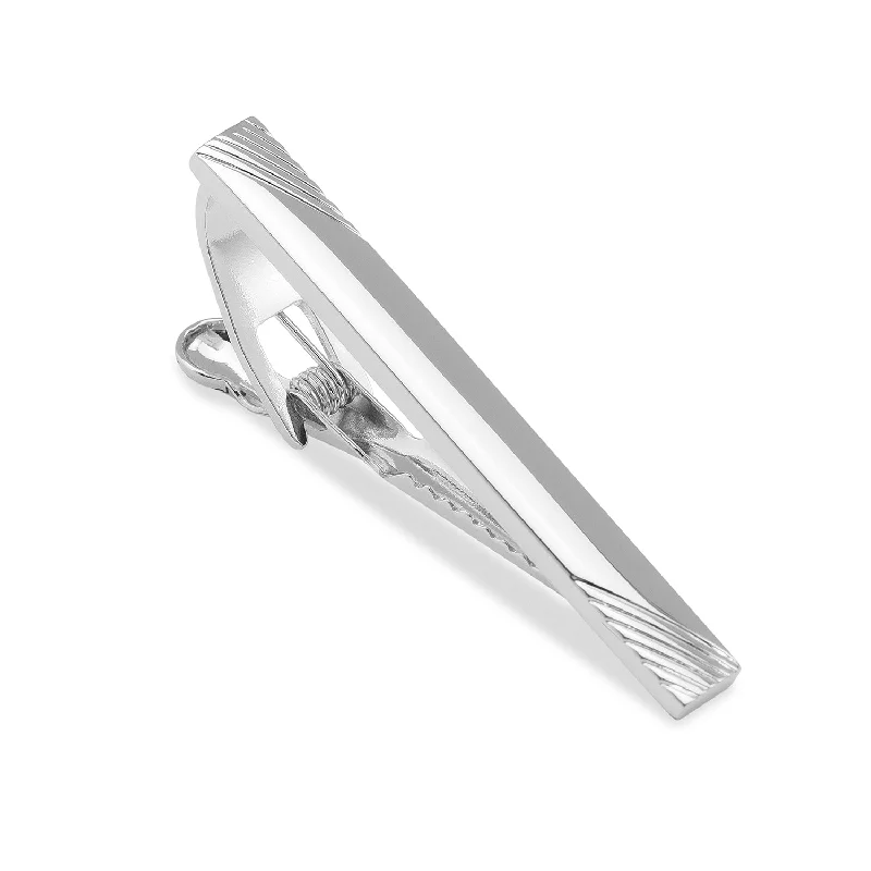 Premium quality tie clip for men with high-end materials and attention to detail -King Edward Silver Tie Bar