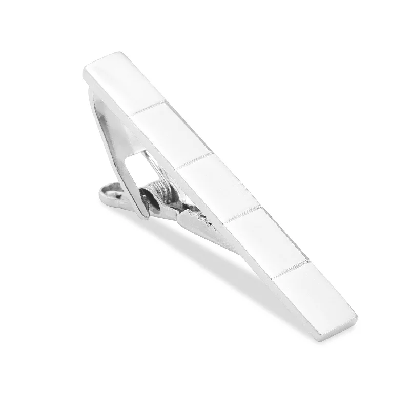 Luxury titanium tie clip for men with sleek, durable design and lightweight feel -Silver Saturn Tie Bar