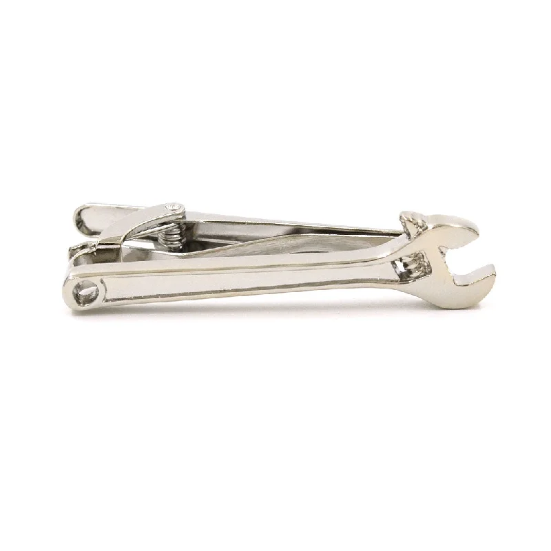 Vintage-inspired tie clip for men with retro design and classic details -Wrench Silver Tie Bar