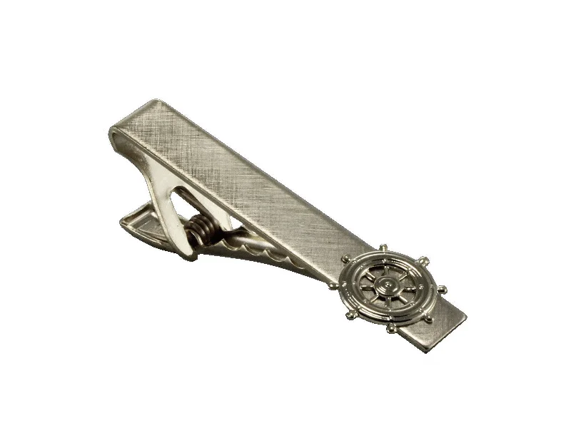 Geometric metal tie clip for men with clean lines and minimalist appeal -Captain's Wheel Tie Bar