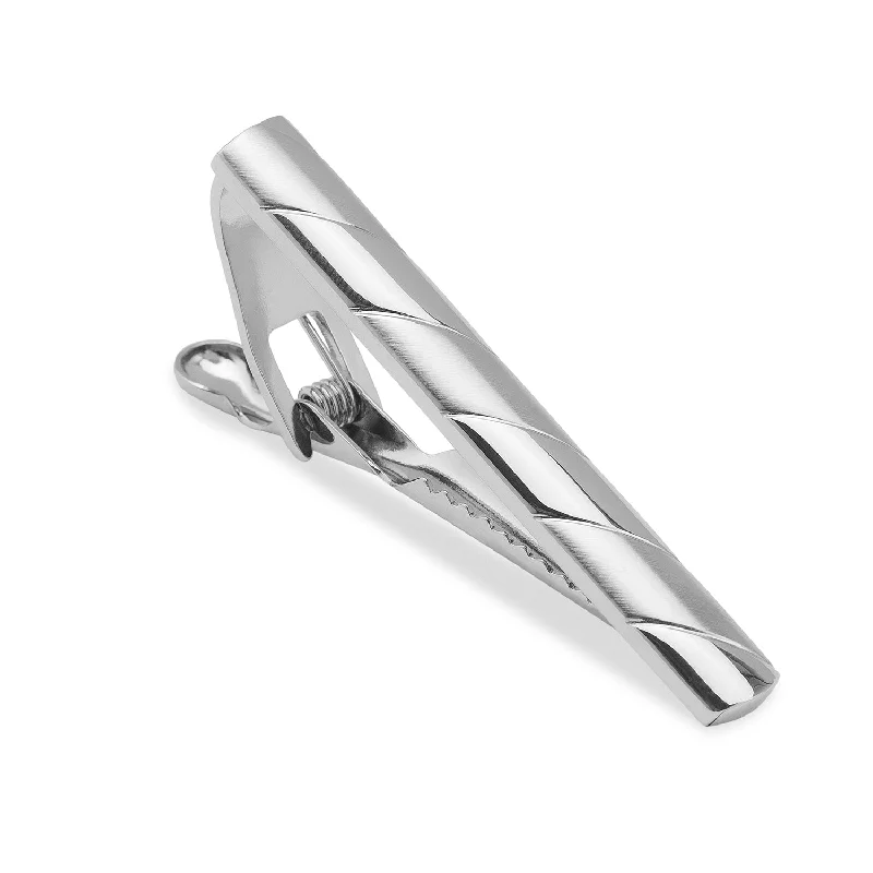 Premium quality tie clip for men with high-end materials and attention to detail -McQueen Silver Tie Bar