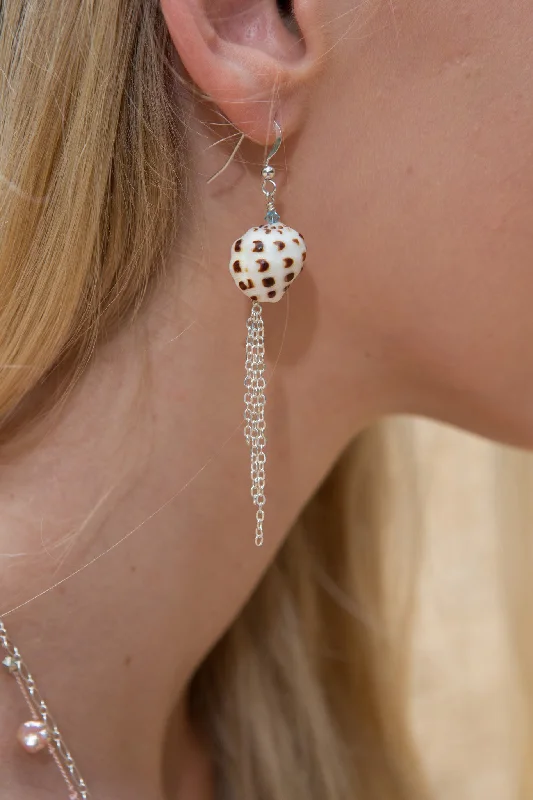 Best hoop earrings with baroque pearls for a luxurious and elegant vibe-Spotted Shell Earrings