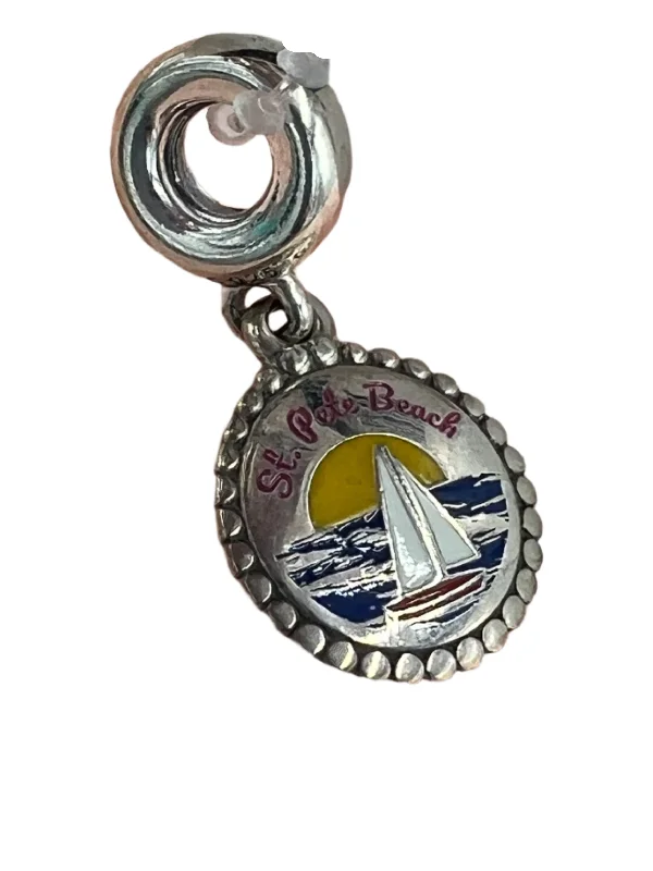 Best necklaces and pendants with seashell designs for a tropical, beachy vibe-St. Pete Beach Charm By Pandora