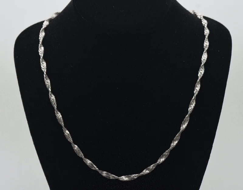 Unique necklaces and pendants with custom birthstone arrangements for personalization-Vintage Silver Tone Metal Twisted Link Chain Necklace - 24"