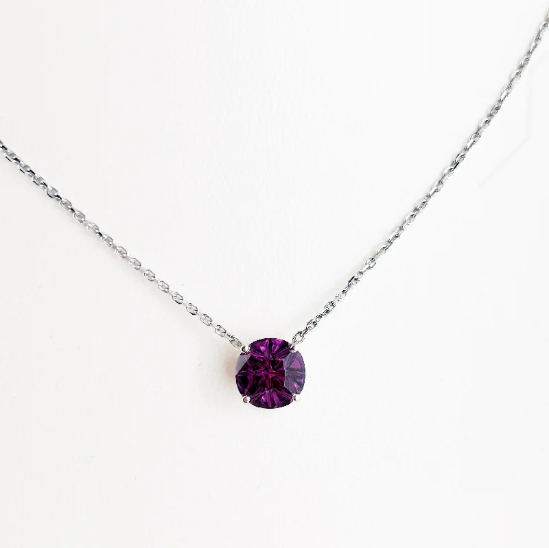 Beautiful necklaces and pendants with natural stones for an earthy, organic vibe-Grape Pyrope Garnet Pendant Necklace