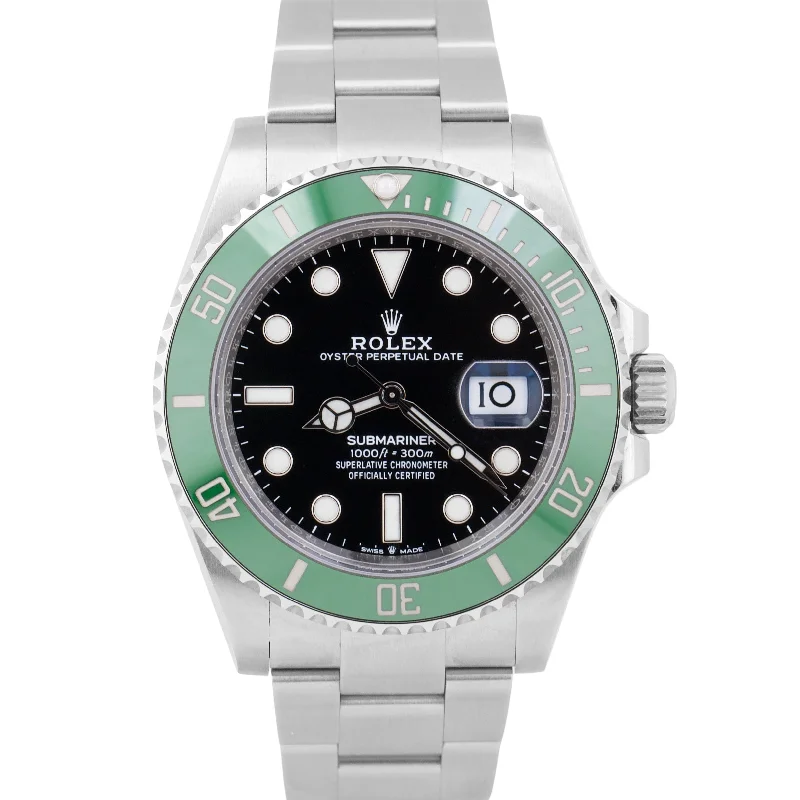 Best necklaces and pendants with silver chains for a sleek, timeless look-MINT 2021 PAPERS Rolex Submariner 41 Date GREEN KERMIT Steel 41mm 126610 LV BOX