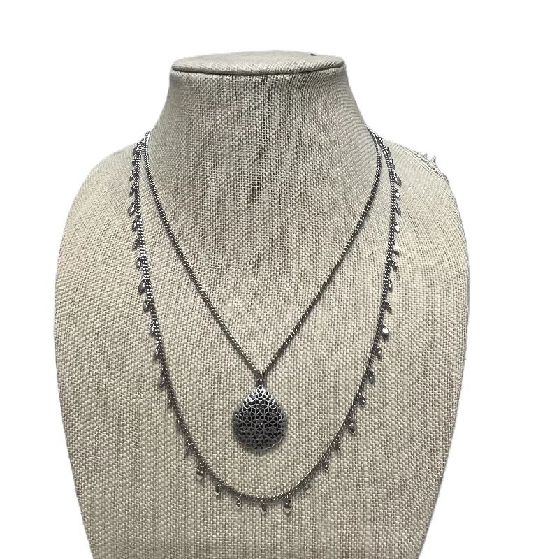 Elegant necklaces and pendants with onyx stones for a sleek, polished look-Necklace Pendant By Lucky Brand