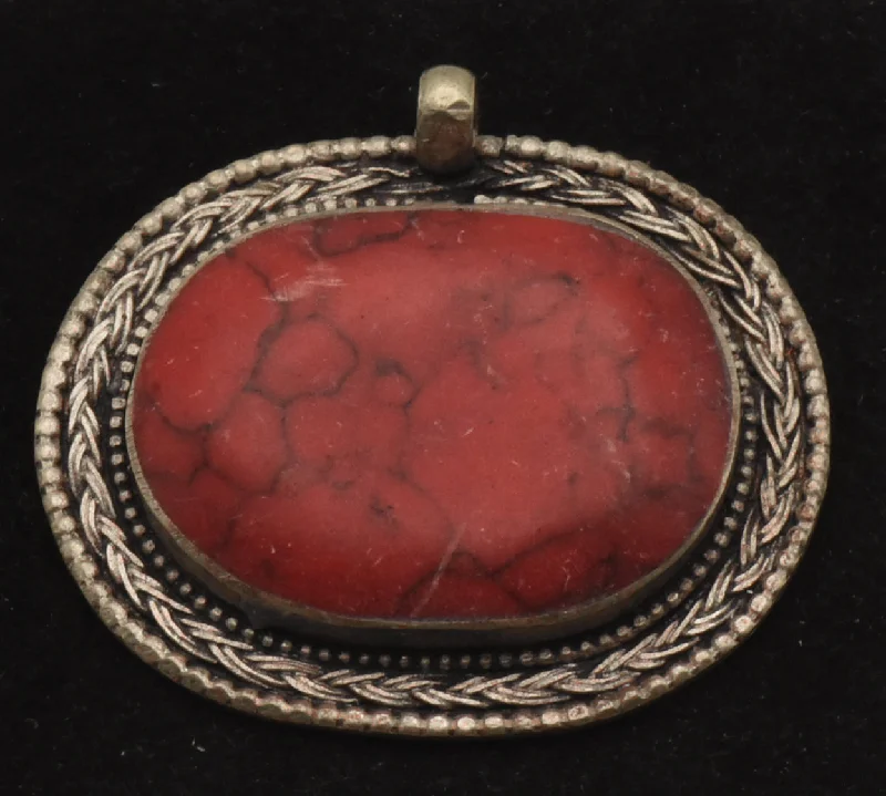 Best necklaces and pendants with silver chains for a sleek, timeless look-Vinage Carved Red Stone Cabochon Pendant