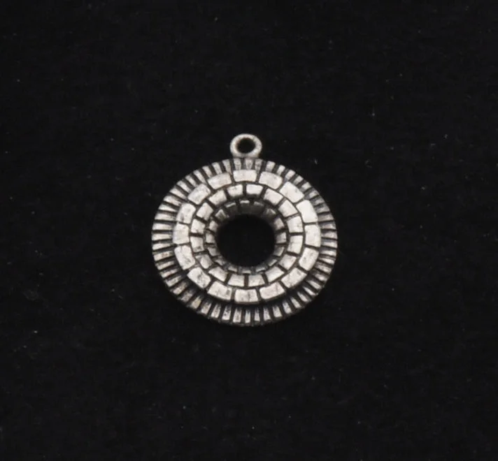 Beautiful necklaces and pendants with diamond-encrusted designs for maximum sparkle-Vintage Sterling Silver Wreath Charm