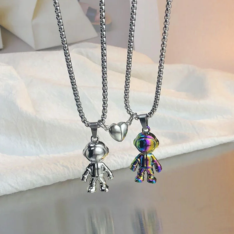 Best necklaces and pendants with adjustable chains for a customizable fit-Wholesale Stainless Steel Colorful Astronaut Couple Creative Necklace