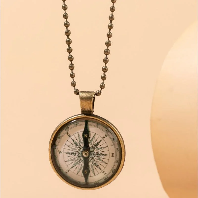 Necklaces and pendants with ocean-inspired designs for a refreshing, beachy feel-Wholesale Vintage Compass Time Gemstone Alloy Necklace